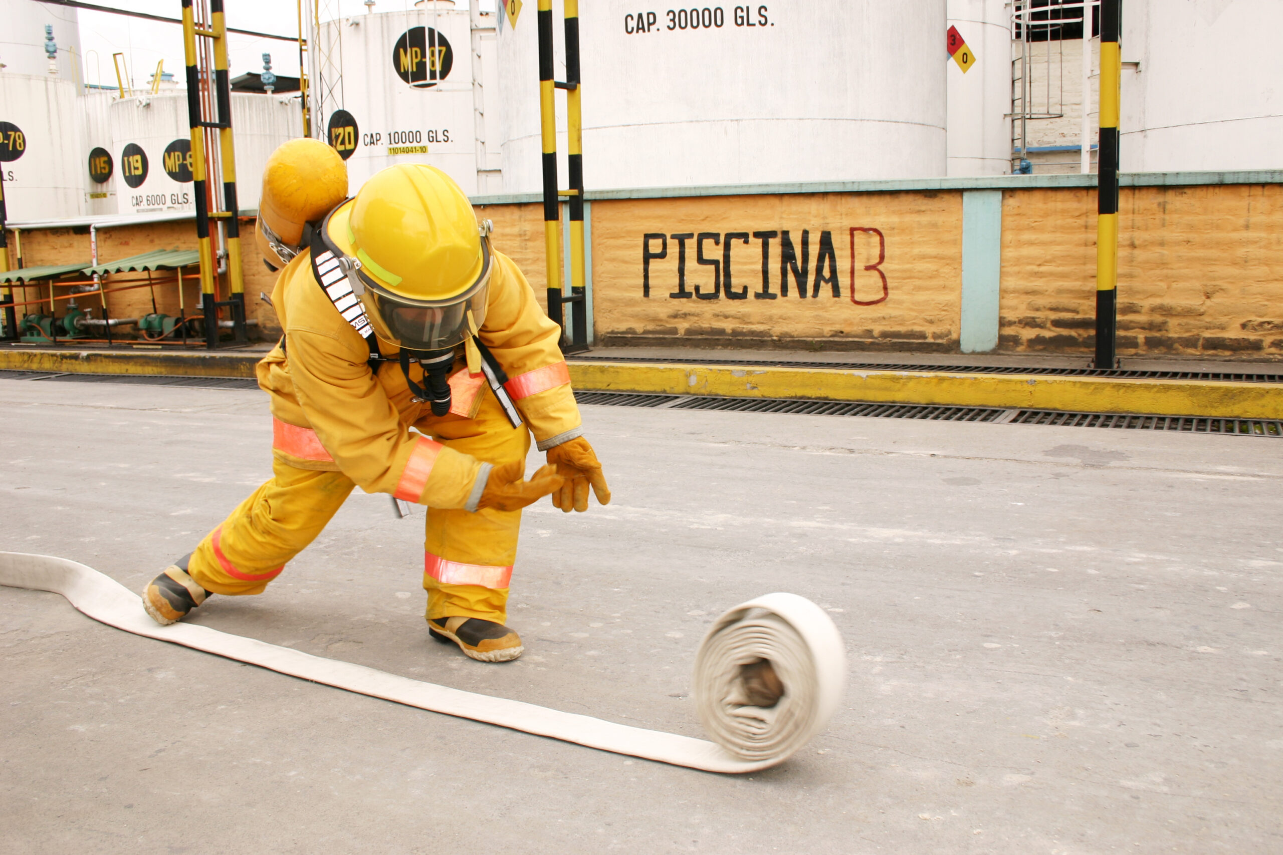 Bombero en acción